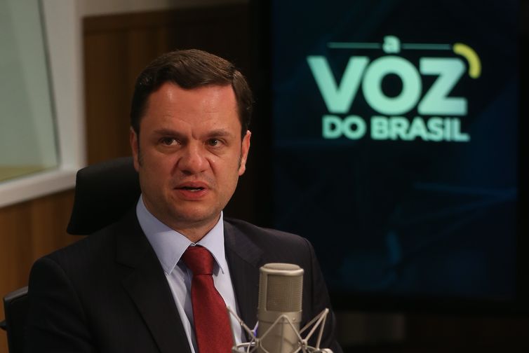 O ministro da justiça e segurança pública,Anderson Torres, participa do programa A Voz do Brasil