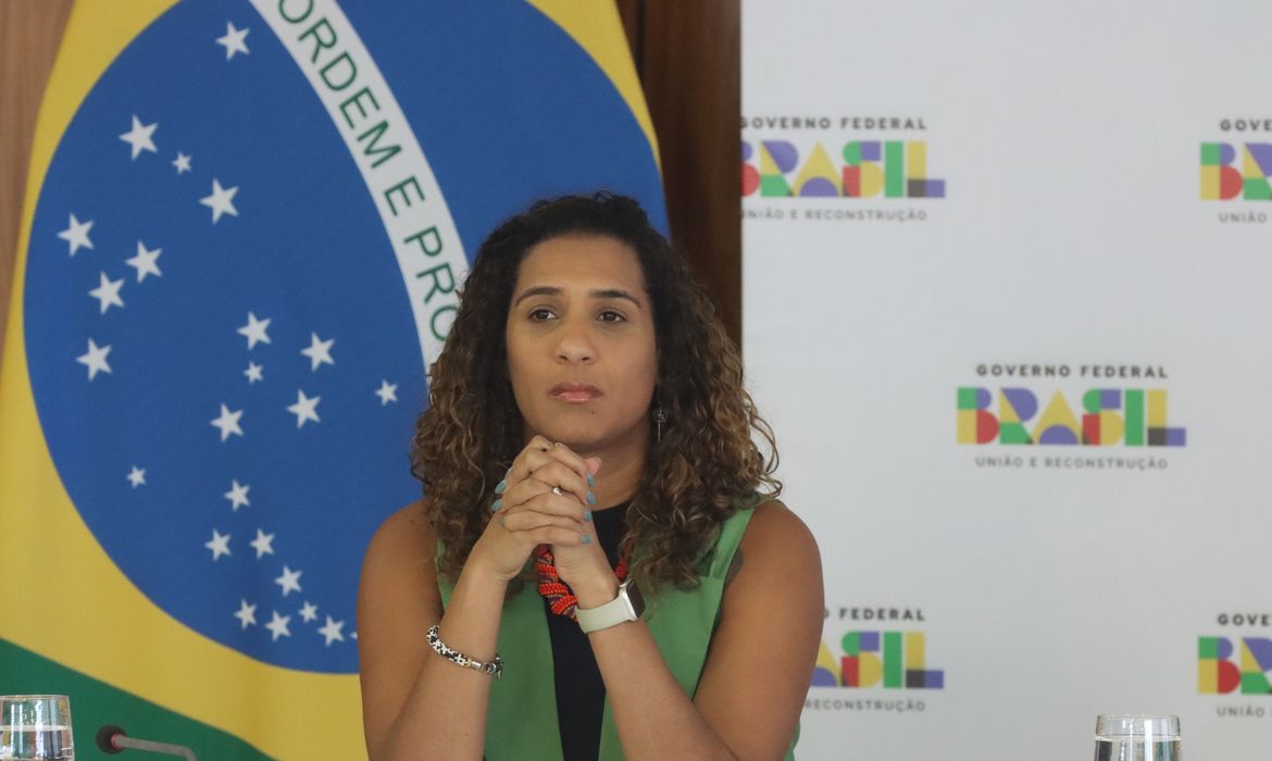 Brasília, (DF) – 27/07/2023 – A ministra da Igualdade Racial, Anielle Franco, participa da abertura da reunião do Conselho de Desenvolvimento Econômico Social Sustentável (CDESS), que instala  a Comissão de Combate às Desigualdades. Foto Valter Campanato/Agência Brasil.