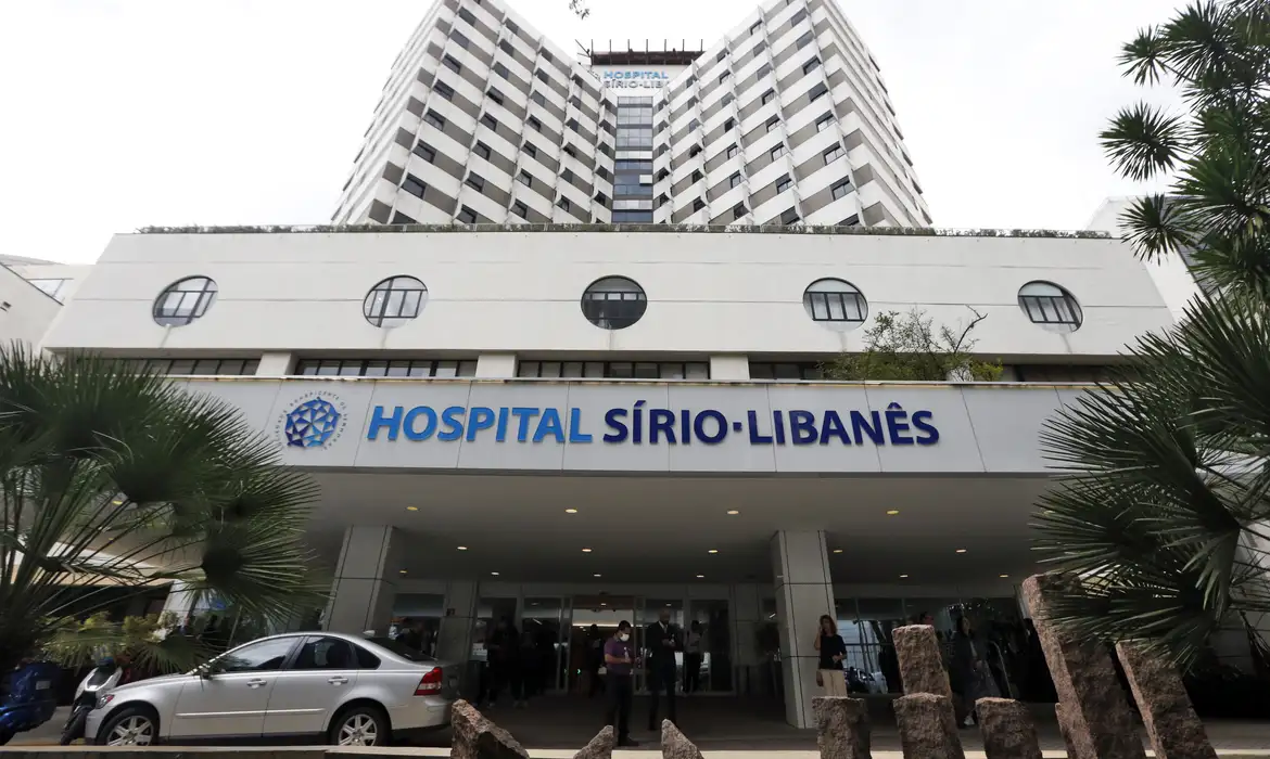 São Paulo (SP), 10/12/2023 - Fachada do Hospital Sírio-Libanês, aonde o presidente da República Luíz Inácio Lula da Silva passa por uma cirurgia. Foto: Paulo Pinto/Agencia Brasil