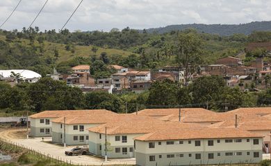 Santo Amaro da Purificação (BA), 14/02/2023 - Vista do complexo de apartamentos que presidente Luiz Inacio Lula da Silva entregará na retomada do Minha Casa, Minha Vida, em Santo Amaro (BA).
Presidente também irá anunciar a retomada das obras de