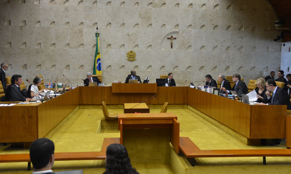 Brasília - Primeira sessão de julgamentos de 2014 no Supremo Tribunal Federal (STF) (Valter Campanato/Agência Brasil)