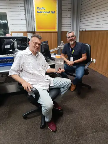 Escritor Mauro Rocha, LIVRO Cine Poema