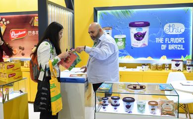 Empresas brasileiras participam da SIAL China 2019 em Xangai

Feira de alimentos e bebidas é uma das maiores do mundo