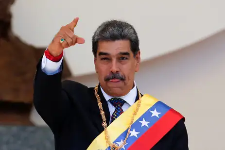 Reuters/Leonardo Fernandez Viloria/proibida a reprodução Presidente da Venezuela, Nicolás Maduro, durante cerimônia de posse para um terceiro mandato no cargo em Caracas
10/01/2025 REUTERS/Leonardo Fernandez Viloria