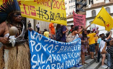 Rio de Janeiro - Movimento Passe Livre protesta em SP contra aumento de tarifas do transporte (Flávia Villela/Agência Brasil)