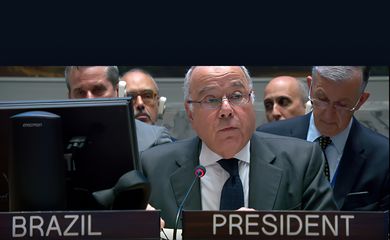 Em discurso hoje no Conselho de Segurança das 
@NacoesUnidas
, em Nova York, o Ministro Mauro Vieira 🇧🇷 chamou a atenção para o rápido agravamento da crise humanitária na Faixa de Gaza e a urgência de resposta do Conselho ao drama humano dos reféns e da população civil em Gaza. Foto: Itamaraty Brasil/ X