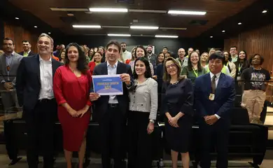 São Paulo (SP), 22/12/2025 - O ministro de Portos e Aeroportos, Silvio Costa Filho, participa do lançamento da campanha Feminicídio Não Decola no Aeroporto de Congonhas. Foto: Rovena Rosa/Agência Brasil