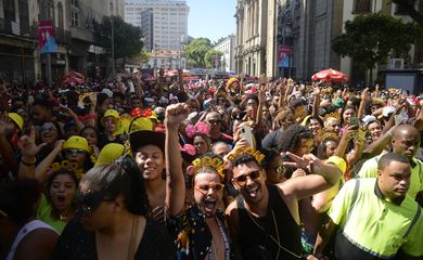Rio de Janeiro (RJ), 21/02/2023 – Bloco Fervo da Lud arrasta milhares de foliões pelas ruas do centro do Rio de Janeiro. Foto Tomaz Silva/Agência Brasil