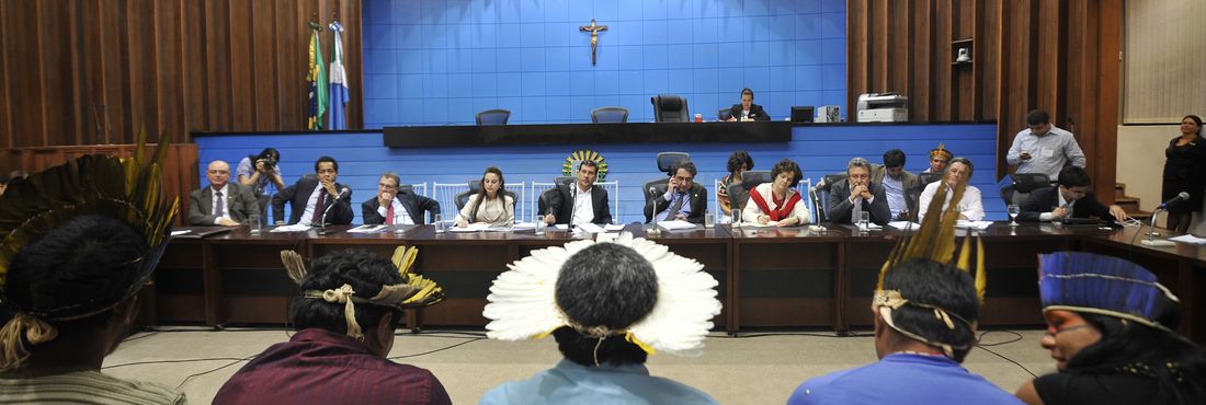 Coletiva sobre os resultados da reunião do governo do estado do Mato Grosso do Sul com ruralistas, indígenas Guarani-Kaiowá e membros do Governo Federal