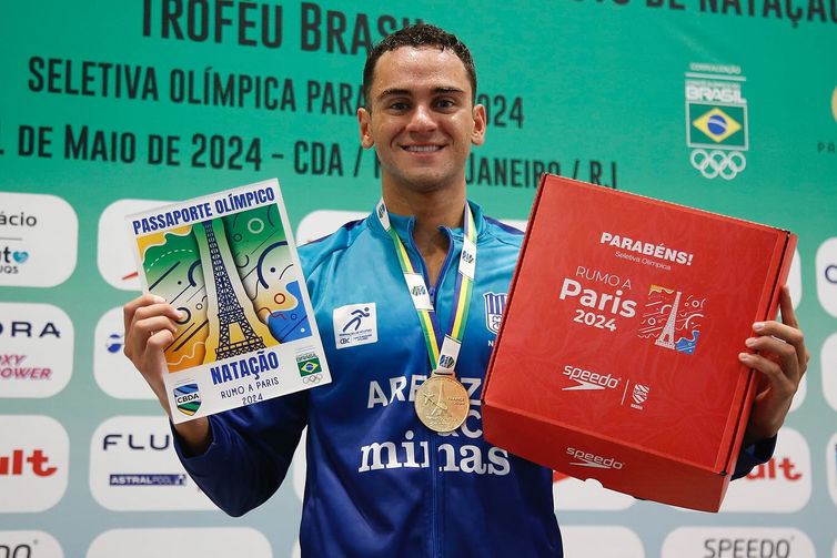 seletiva olímpica, Troféu Brasil - Nicolas Albiero conquista vaga olímpica nos 200 m borboleta natação, em 08/05/2024
