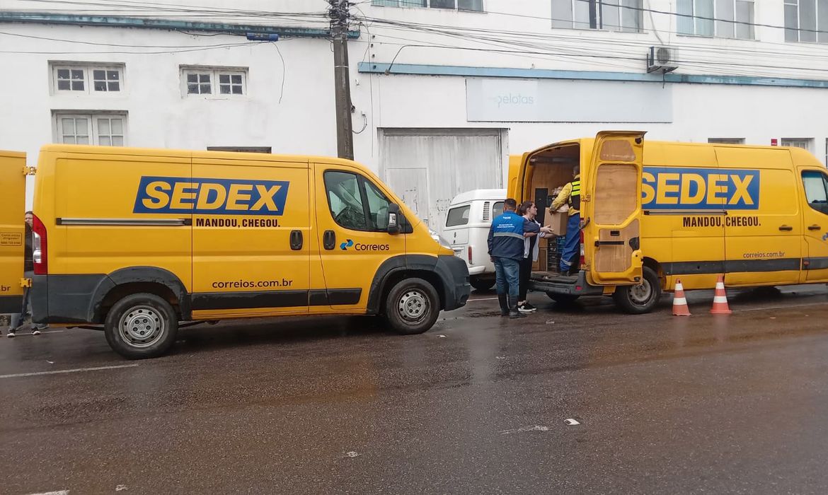 CHUVAS RS – DOAÇÕES CORREIOS - Correios transportam doações de todo o país ao Rio Grande do Sul. - PELOTAS. Foto: Divulgação/Correios