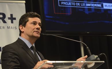 O ministro da Justiça e Segurança Pública, Sergio Moro, participa do painel O Brasil Quer Mais: o combate à corrupção como instrumento para recuperação da credibilidade, em São Paulo.