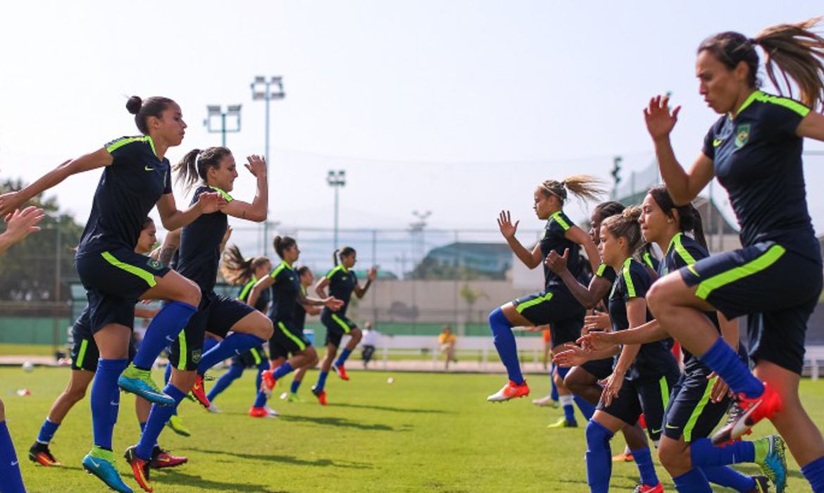 Seleção de futebol feminino do Brasil treina antes da estreia contra a China na Rio 2016 (Ricardo Stuckert/CBF)