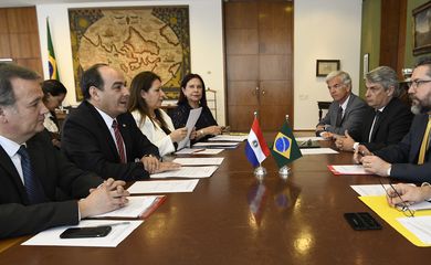 O ministro Ernesto Araújo recebe o ministro das Relações Exteriores do Paraguai, Antonio Rivas Palacios 