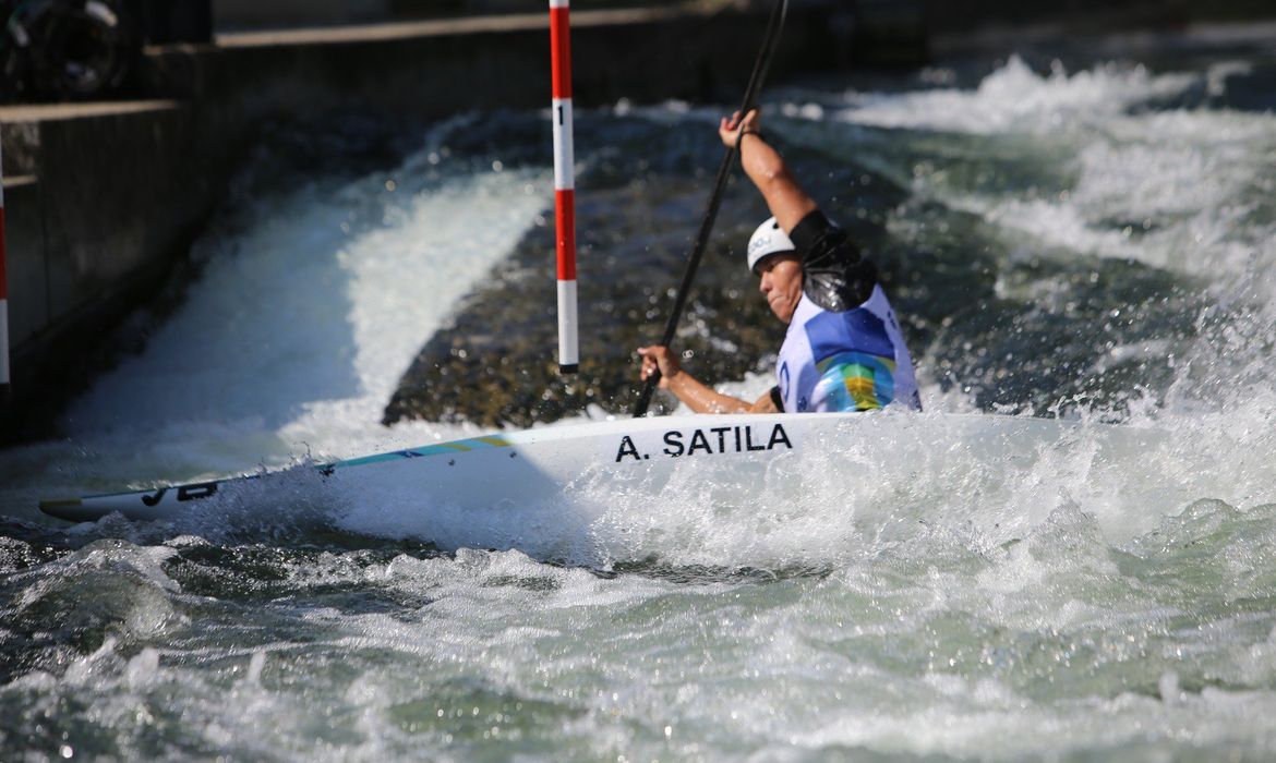 Ana Sátilia avança à semifinal do Mundial de canoagem slalom