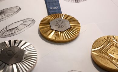 Medalhas dos Jogos de Paris 2024
 1/2/2024  REUTERS/Benoit Tessier