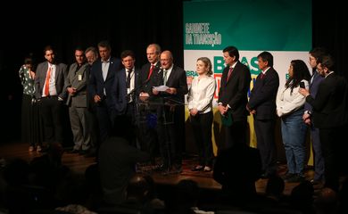 O vice-presidente eleito e coordenador, Geraldo Alckmin, anuncia em Brasília, novos integrantes de grupos técnicos de trabalho do Gabinete de Transição.