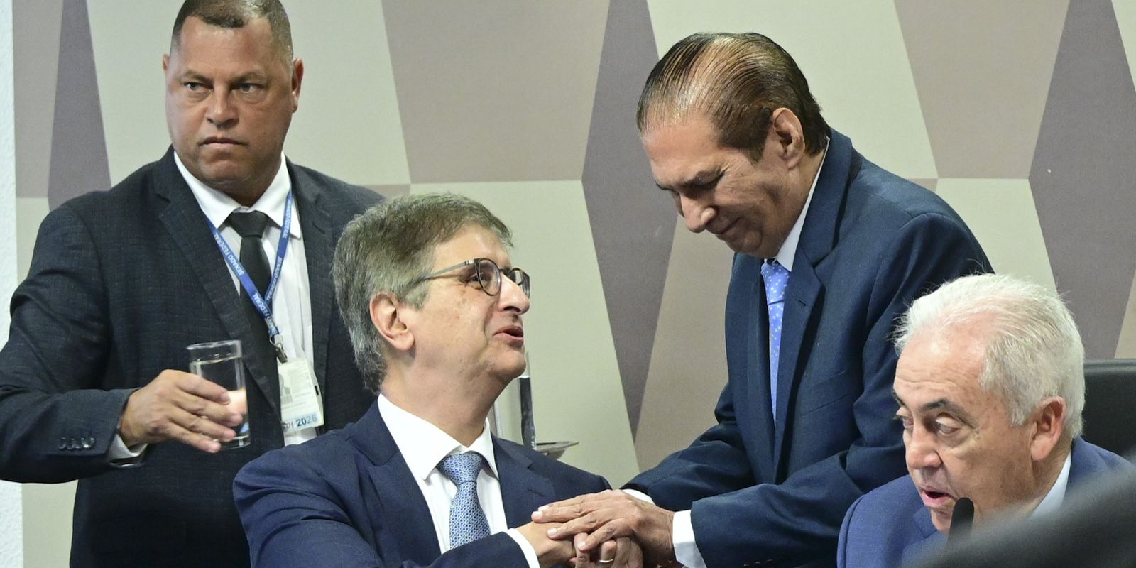 Em sabatina no Senado, Gonet diz que não há criminalização da política