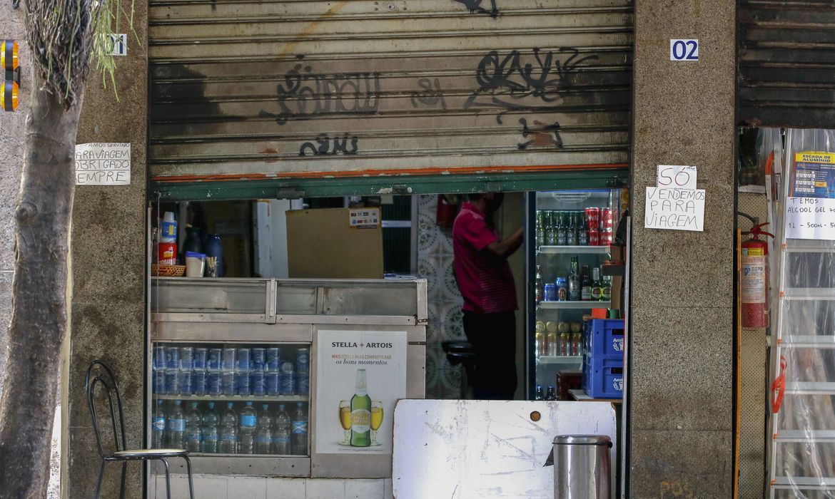 Bares funcionando na zona sul do Rio de Janeiro