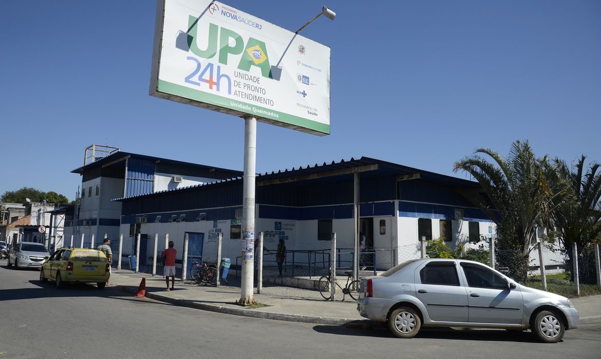 Unidade de Pronto Atendimento (UPA) em Queimados, região metropolitana do Rio de Janeiro, é o único hospital público da cidade.