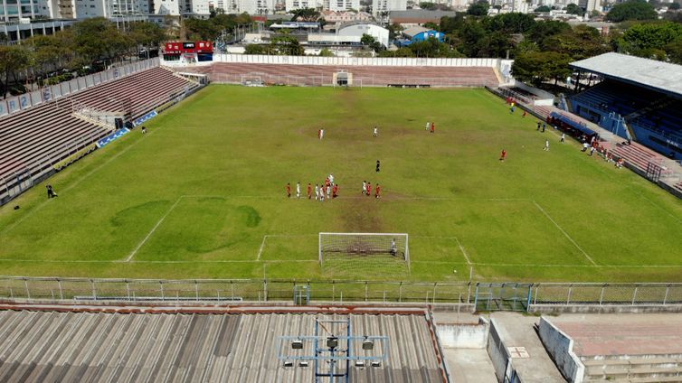 Estádios Históricos visita o Estádio Nicolau Alayon, do Nacional (SP)