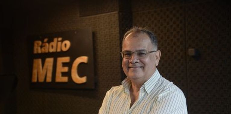Sidney Ferreira, apresentador do programa Jazz Livre!, na Rádio MEC 