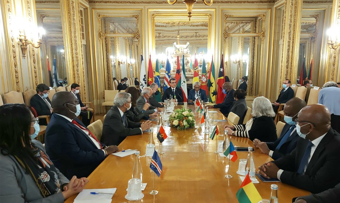 Comissão de países lusófonos assinam acordo de mobilidade.