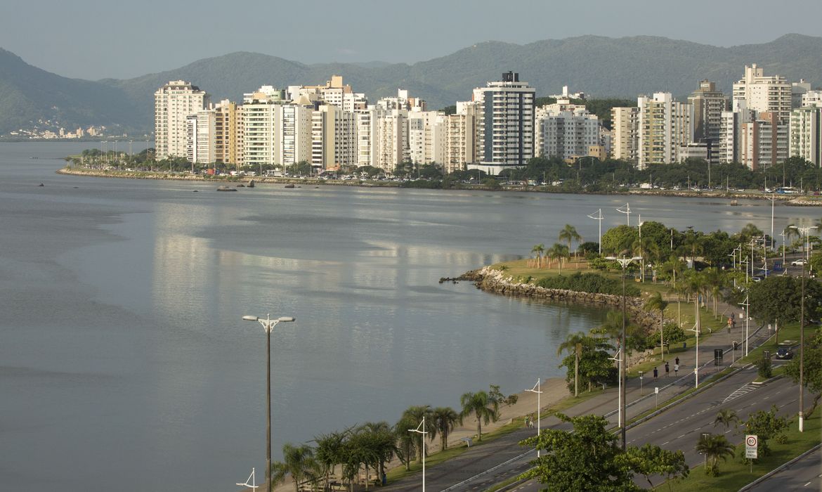 Aniversrio de Florianpolis ter mais de 300 atraes culturais