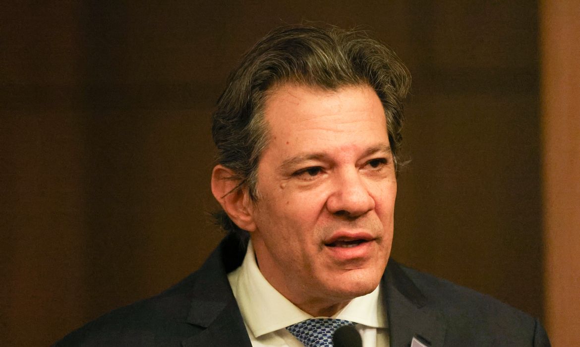 Haddad diz que Brasil est aberto para negociar tarifas com EUA