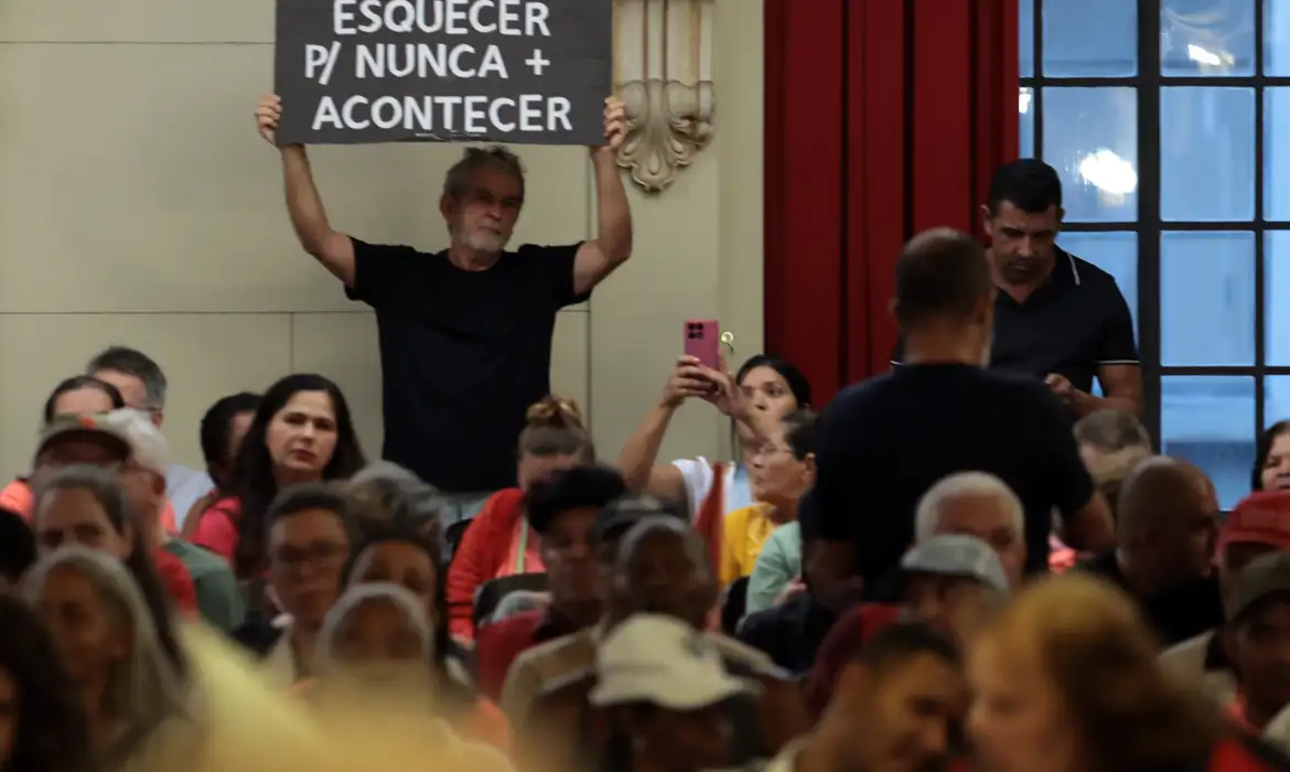 SP: Ato Pela Democracia celebra vit�ria sobre a tentativa de golpe