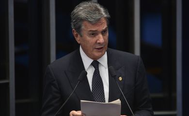Brasília - O senador Fernando Collor de Mello, fala durante o quinto dia de julgamento final do processo de impeachment da presidenta afastada, Dilma Rousseff, no Senado (Fabio Rodrigues Pozzebom/Agência Brasil)