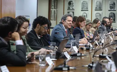 Brasília (DF), 18/12/2025 – O ministro da fazenda, Fernando Haddad durante entrevista com setoristas do ministério.
Foto: Valter Campanato/Agência Brasil
