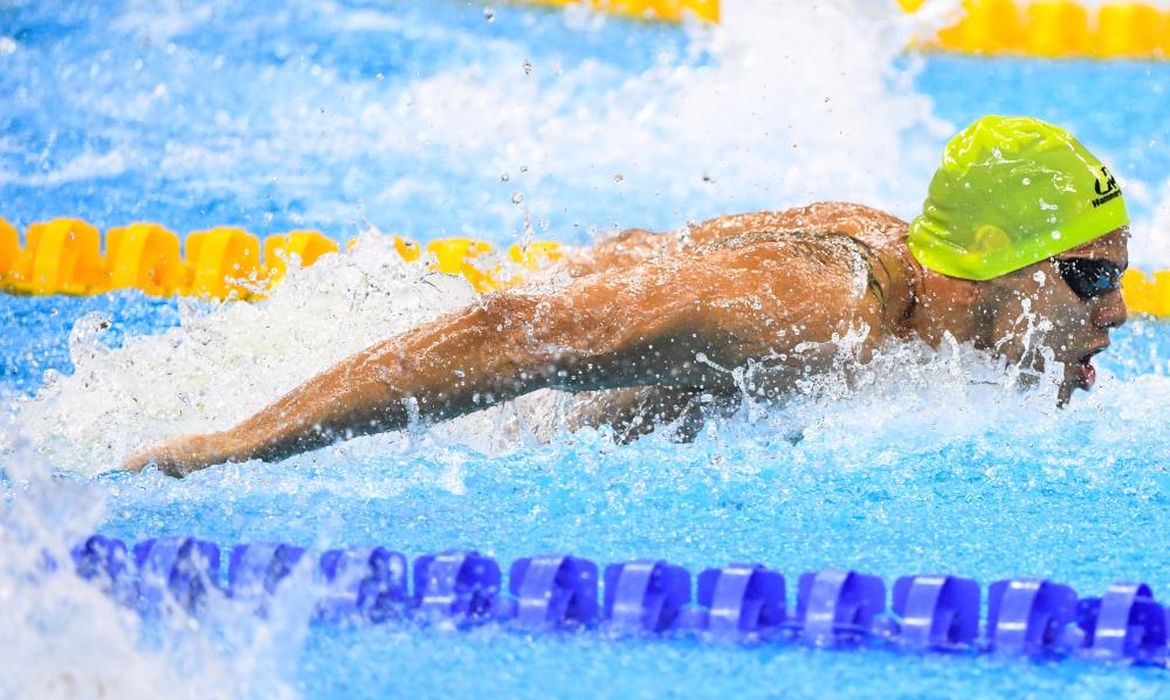 Esportes mais praticados no brasil: 04 natação