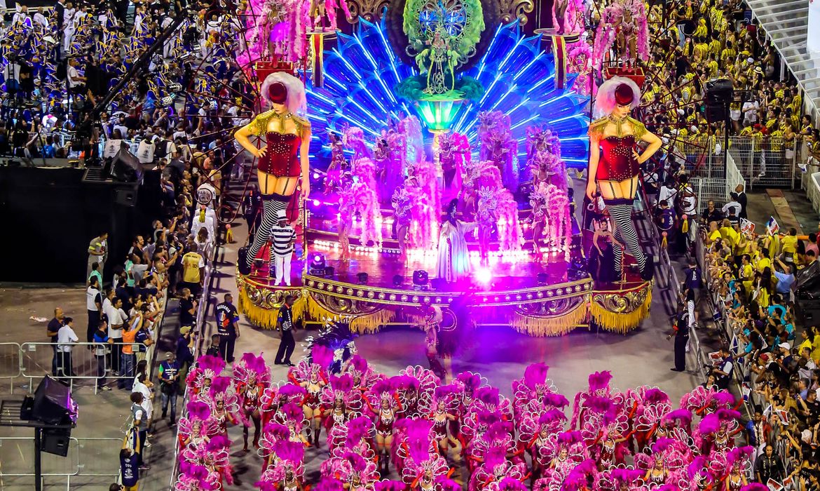 São Paulo -  Vai-Vai desfila no segundo dia dos desfiles das escolas de samba do Grupo Especial de São Paulo, no Sambódromo do Anhembi (Divulgação/ Rafael Neddermeyer/LIGASP/Fotos Públicas)
