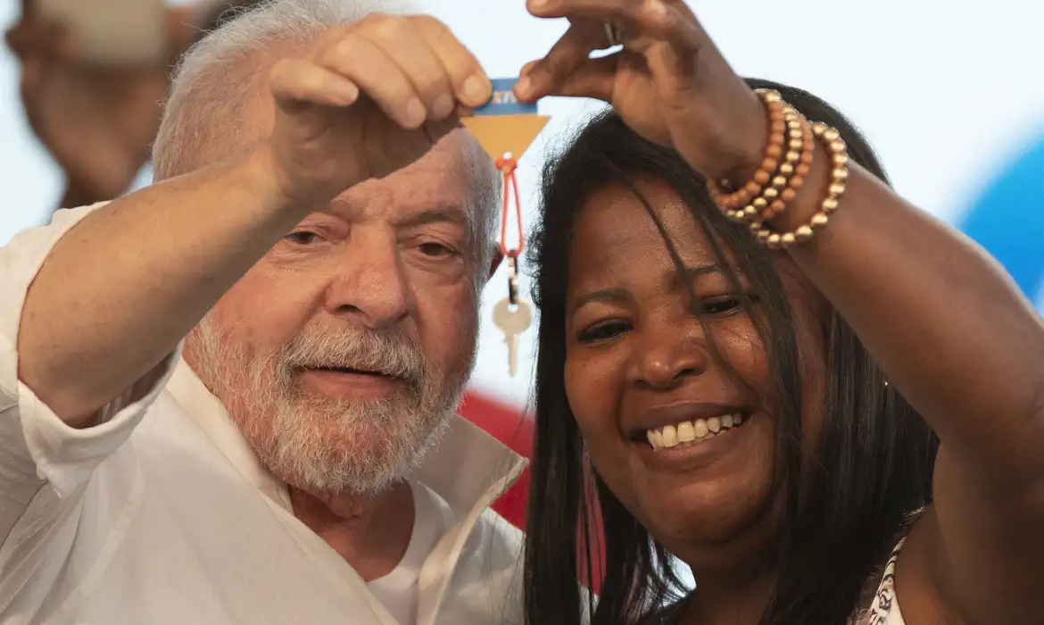 Lula assina medida provisória que retoma o Minha Casa, Minha Vida | Agência  Brasil