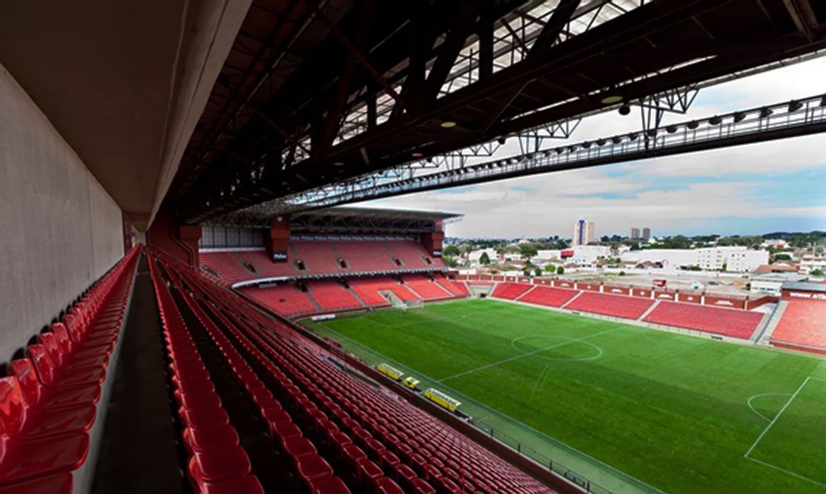 agosto; arena; Curitiba; legado copa do mundo