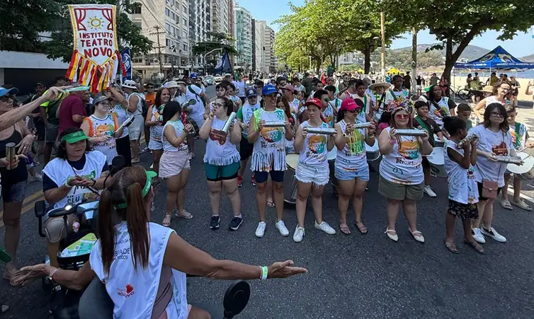 Niterói (RJ), 21/02/2026 - Bloco Percussomos do Amor ressalta inclusão no carnaval. Foto: Percussomos do Amor/Divulgação