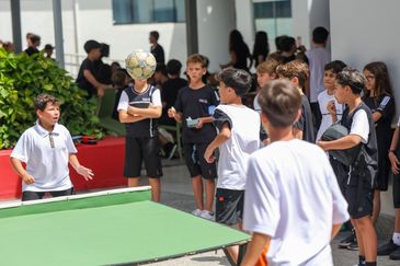 Brasília (DF) 14/02/2025 - Proibição do uso de celulares nas escolas. Alunos brincam no recreio sem o uso de celulares. Foto: Fabio Rodrigues-Pozzebom/Agência Brasil