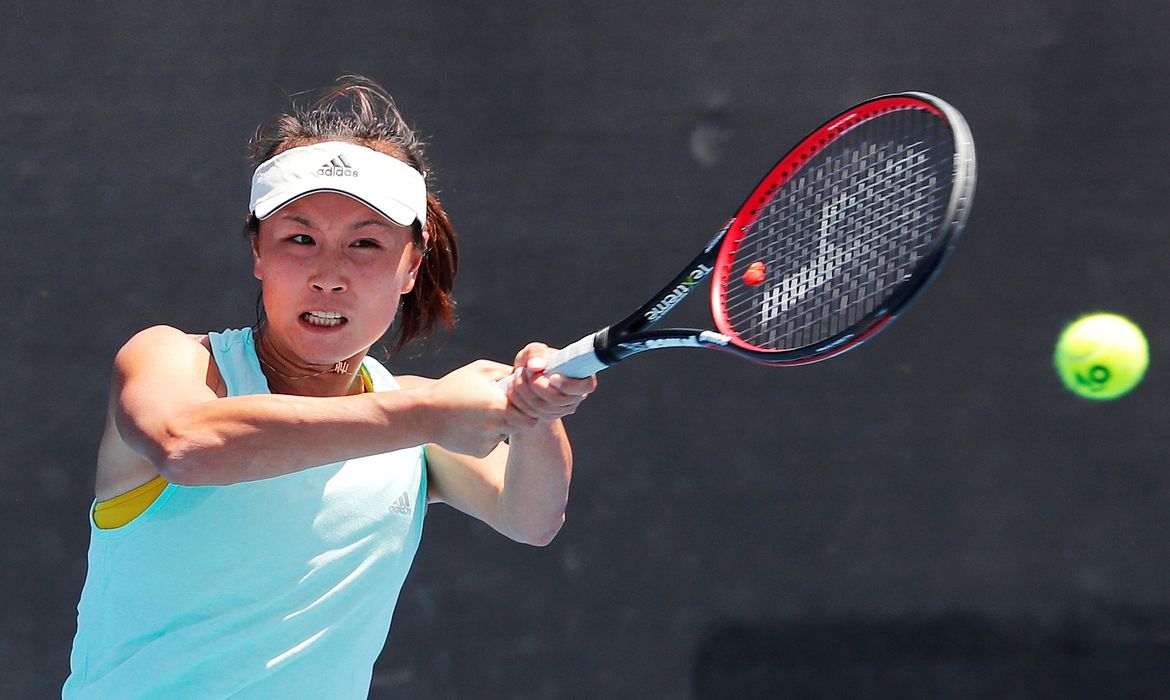 Tenista chinesa Peng Shuai treina para o Aberto da Austrália em Melbourne em 2019 - desaparecida - assédio sexual