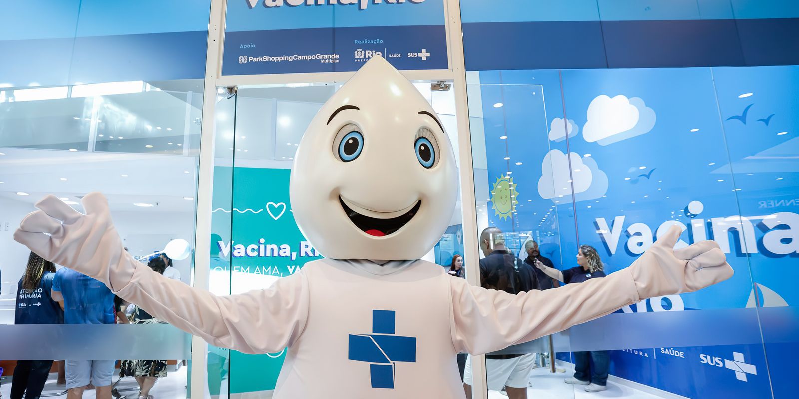 Saúde opens vaccination concept store in Rio shopping center