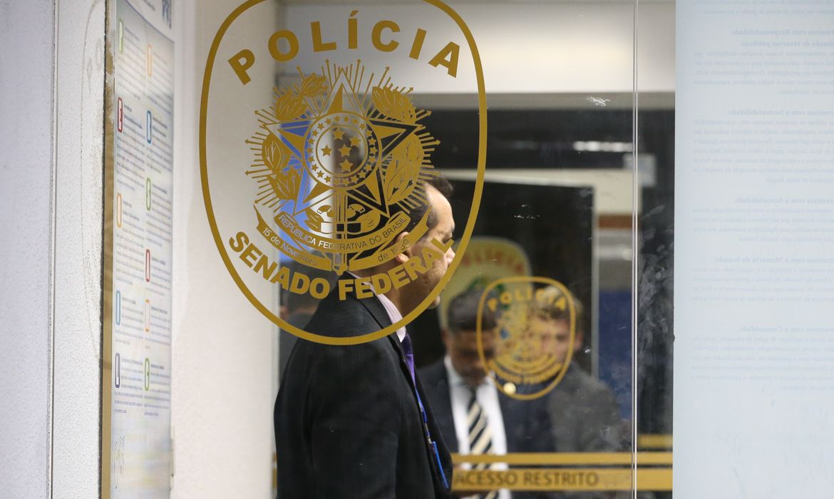 Brasília - A Polícia Federal prendeu agentes da polícia legislativa do Senado suspeitos de atrapalhar a Operação Lava Jato (José Cruz/ Agência Brasil)