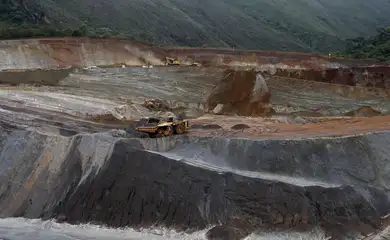 Cava de Alegria do Sul. 