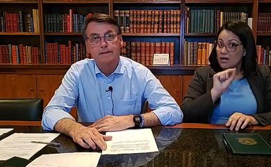 live_bolsonaro_30.04