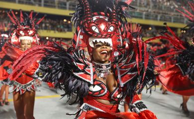 Rio de Janeiro (RJ), 04/03/2025 – Acadêmicos do Salgueiro desfila no segundo dia de carnaval do grupo Especial na Marquês de Sapucaí, na região central do Rio de Janeiro. Foto: Tomaz Silva/Agência Brasil