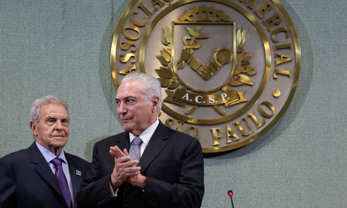 São Paulo - O presidente Michel Temer participa da cerimônia de abertura da sessão plenária da Federação das Associações Comerciais do Estado de São Paulo (Beto Barata/PR)