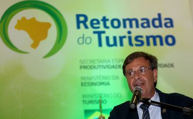 Ministro do Turismo, Gilson Machado, participa do lançamento do Guia de Retomada Econômica do Turismo no Brasil