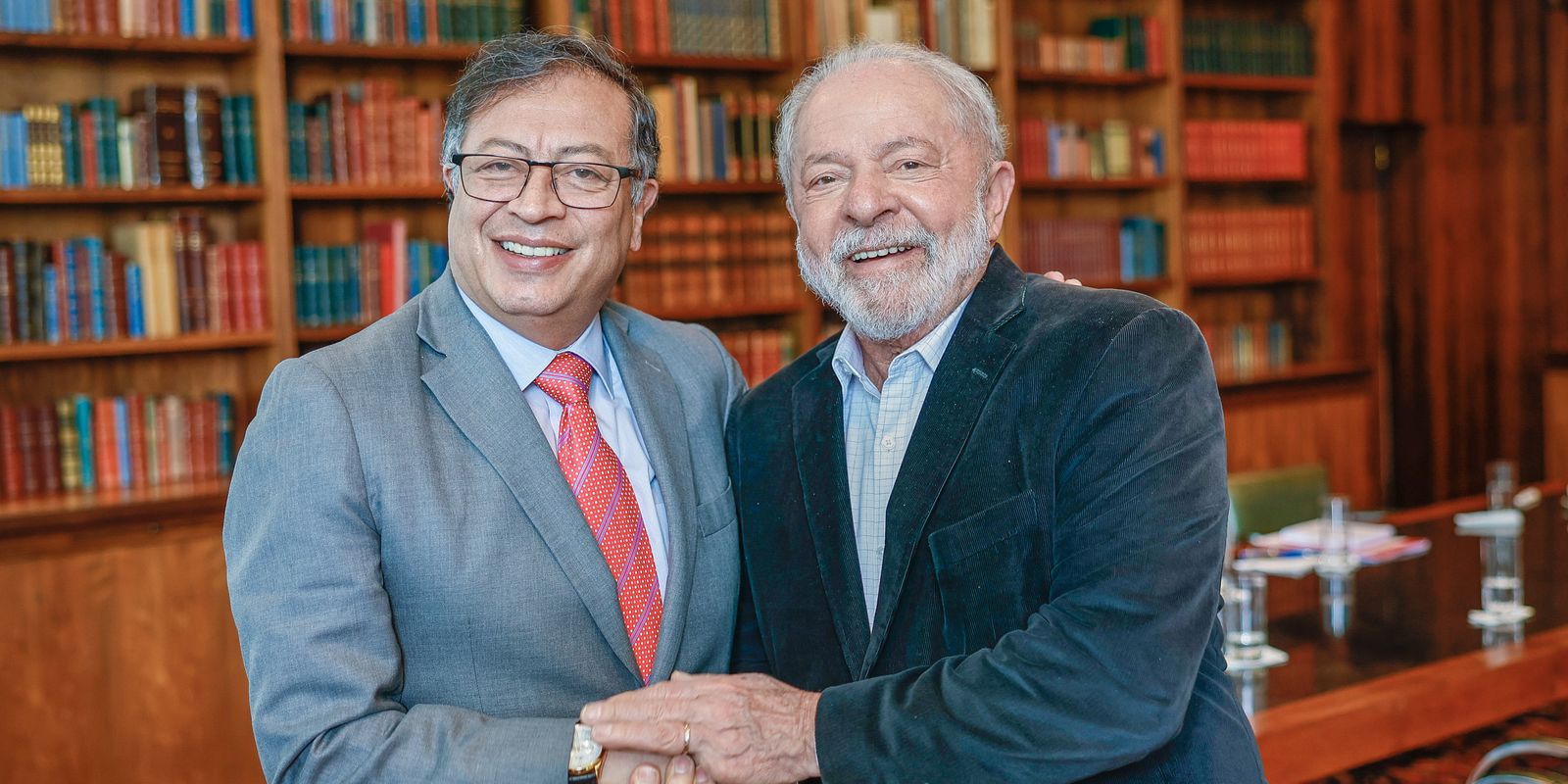 Lula vai à Colômbia para reunião bilateral com Gustavo Petro