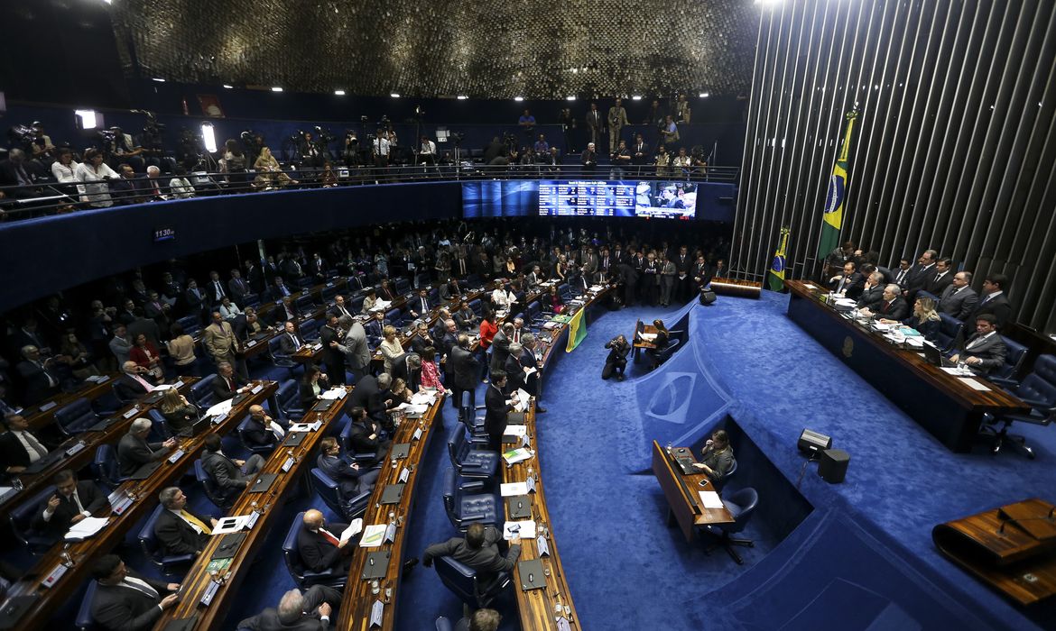 Brasília - O Senado Federal faz sessão para votar processo de impeachment da presidenta afastada, Dilma Rousseff (Marcelo Camargo/Agência Brasil)