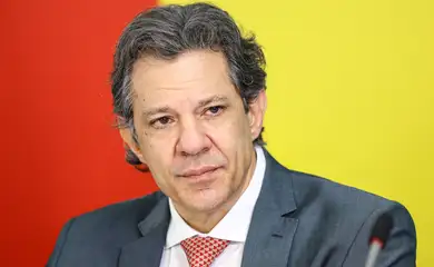 Brasília (DF), 18/12/2025 - O ministro da Fazenda, Fernando Haddad durante café da manhã com jornalistas, no Palácio do Planalto.  Foto: Marcelo Camargo/Agência Brasil