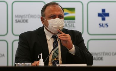 O ministro da Saúde, Eduardo Pazuello, realiza reunião de balanço das ações do Ministério da Saúde no combate à pandemia de covid-19.
